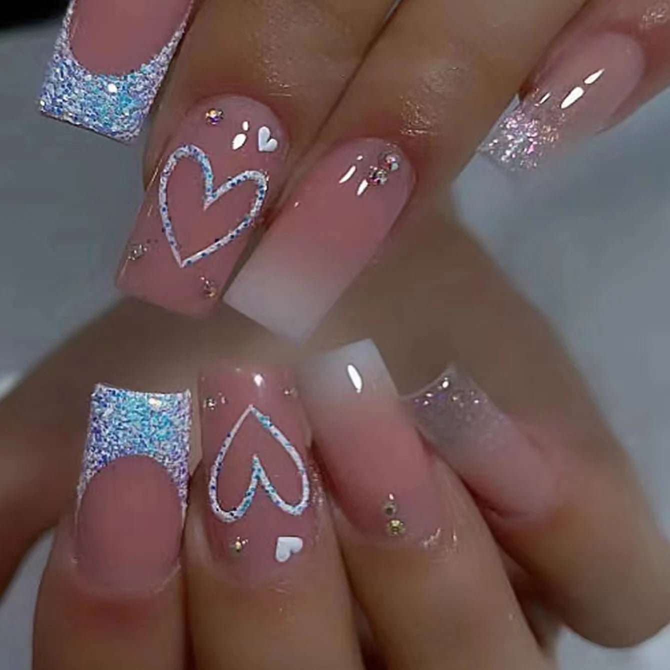 24pcs Ballerina Press - On Nails — Black French Tip Love Design Summer Nails in 19 Colors - Mzunye