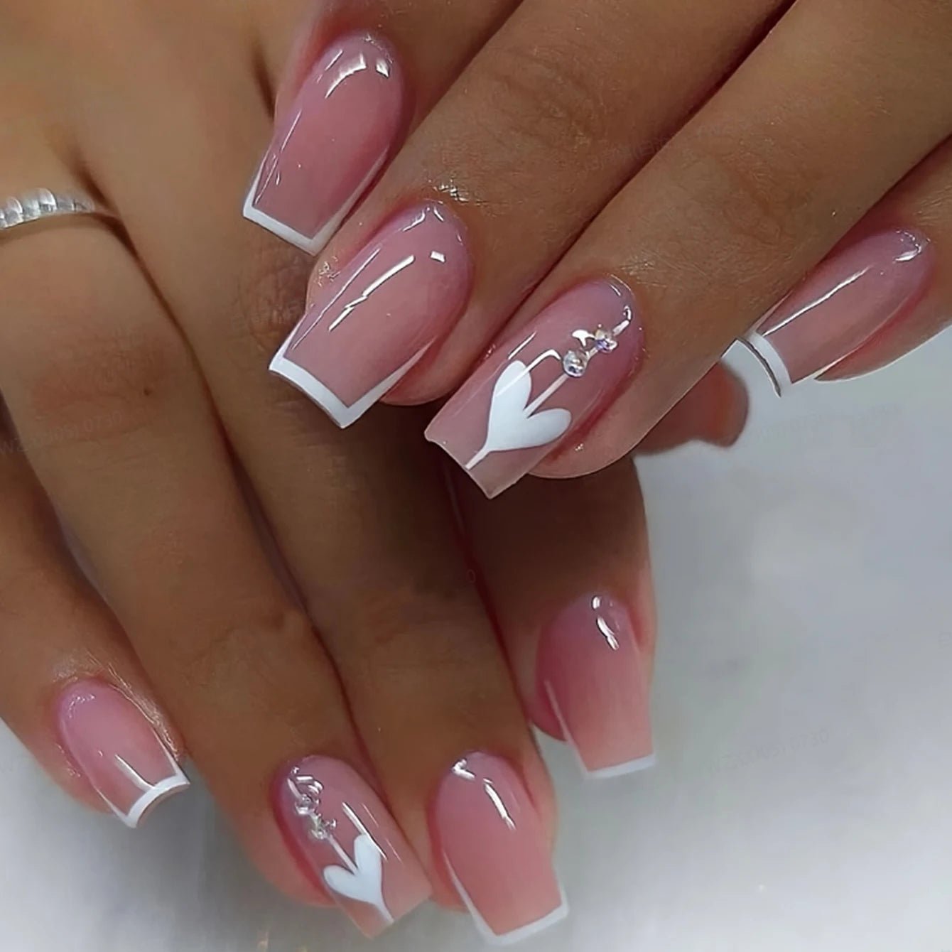 24pcs Ballerina Press - On Nails — Black French Tip Love Design Summer Nails in 19 Colors - Mzunye