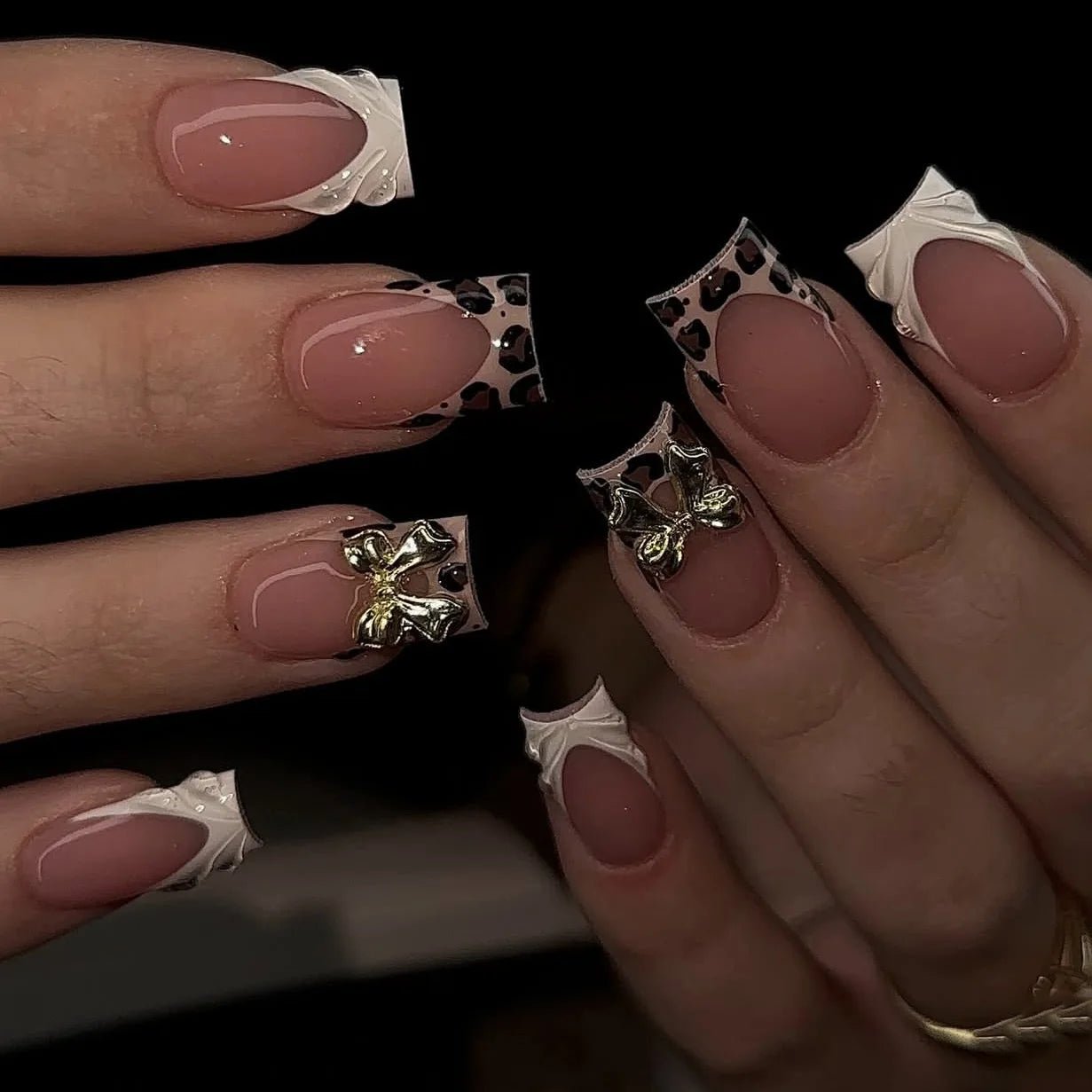 24pcs Press - On Nails — Short Almond Bowknot & French Tip Sweet Nail Set - Mzunye