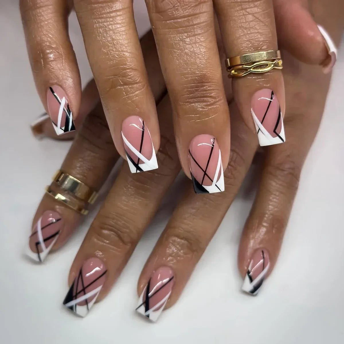 24pcs Press - On Nails — Short Almond Bowknot & French Tip Sweet Nail Set - Mzunye