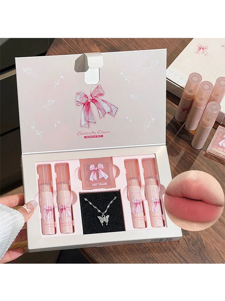 6 - Piece Matte Lip Gift Set — Velvet Lipstick, Lip Gloss & Blush with Necklace - Mzunye