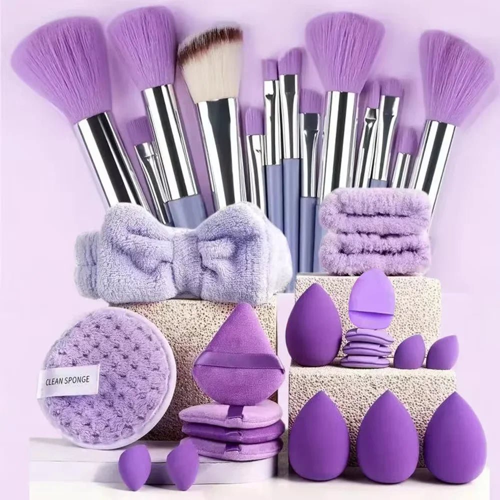 Complete Pink Makeup Brush Set — Soft Brushes & Beauty Blender Gift Set - Mzunye