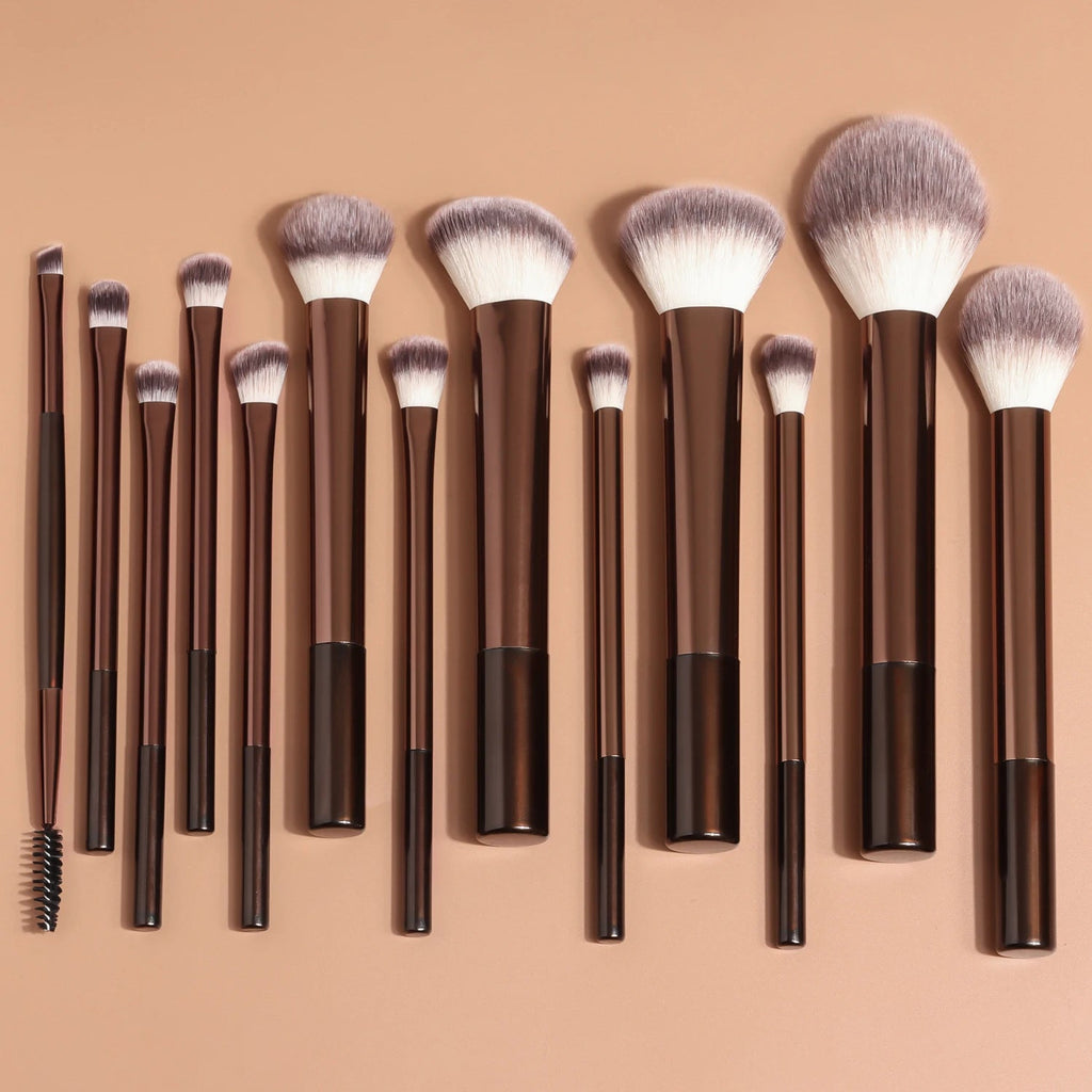 Flawless Blending • Soft Bristles • Complete Face & Eye Kit - Mzunye