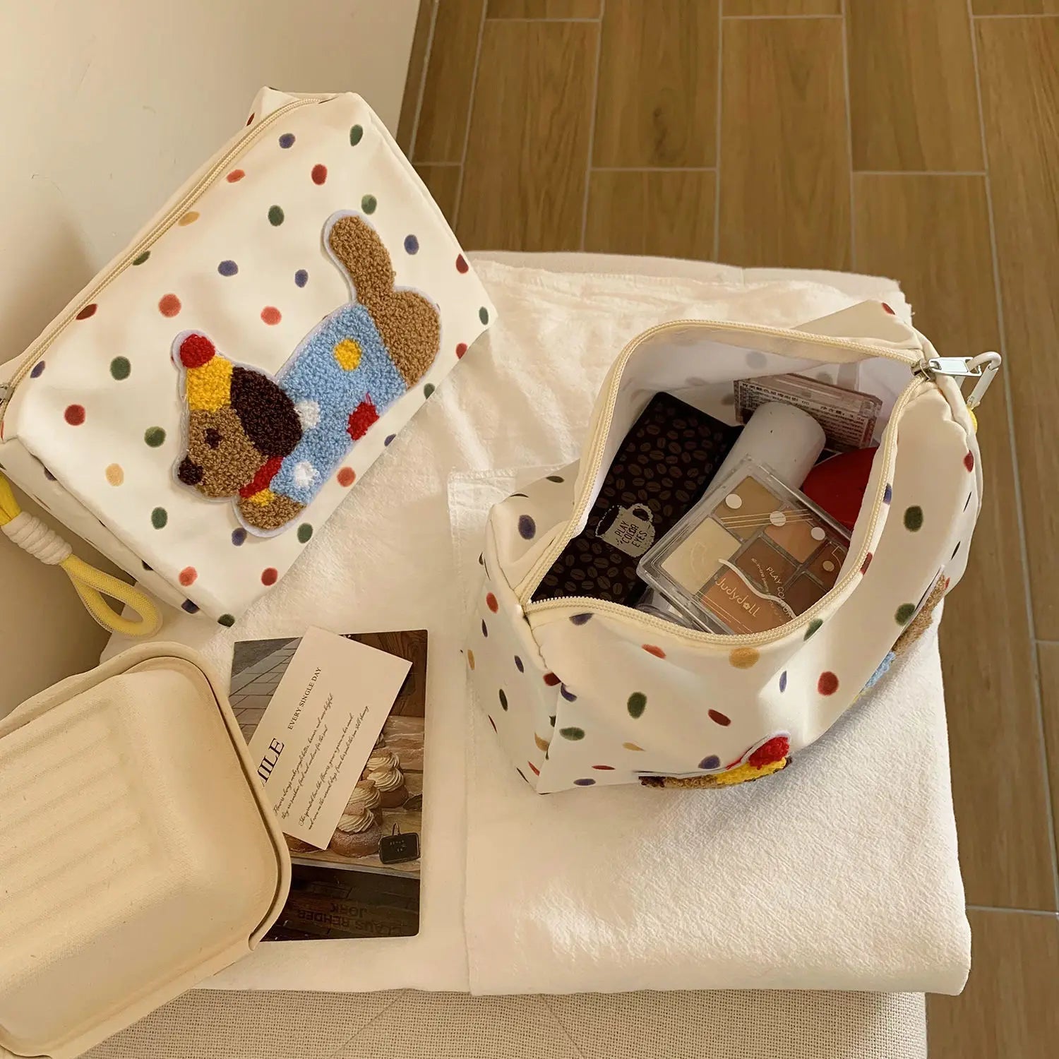 Large Capacity Makeup Organizer Bag – Travel Toiletry Case - Mzunye