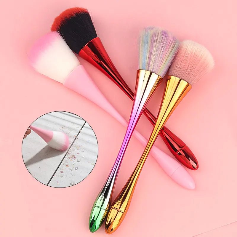 💖 Oversized Powder & Blush Brush - Mzunye