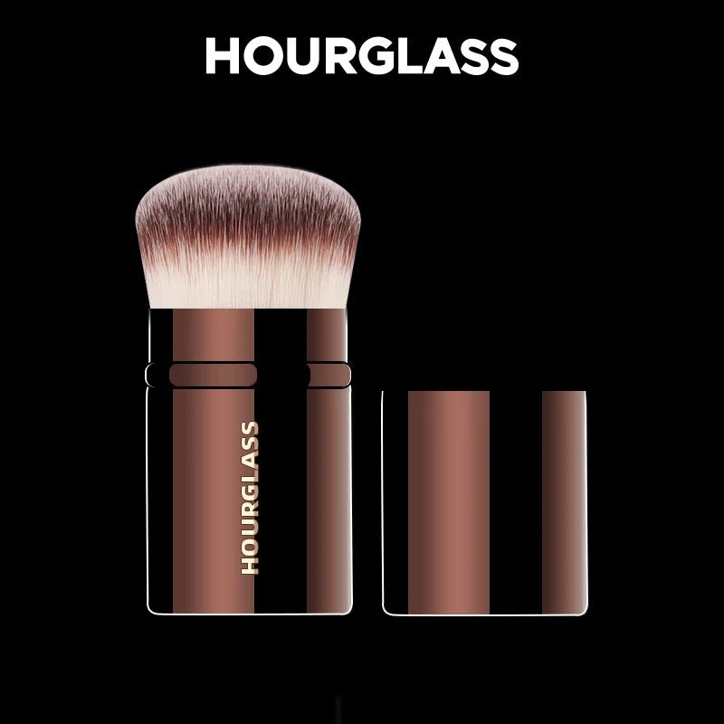 Retractable Blush Brush No.22 — Soft Fiber Face Brush - Mzunye