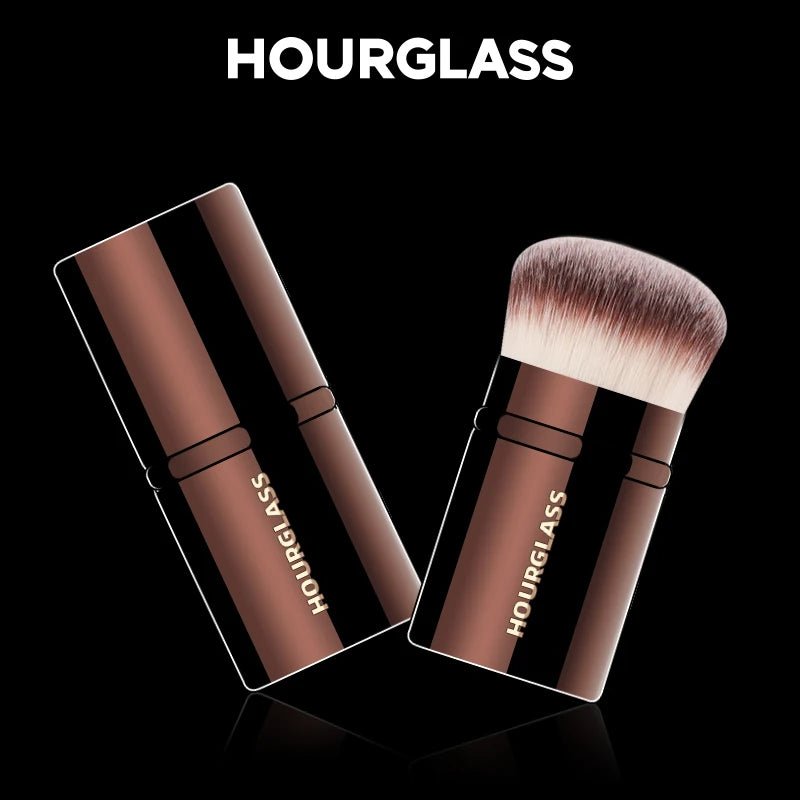 Retractable Blush Brush No.22 — Soft Fiber Face Brush - Mzunye